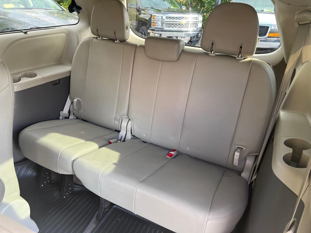 Toyota Sienna  2018