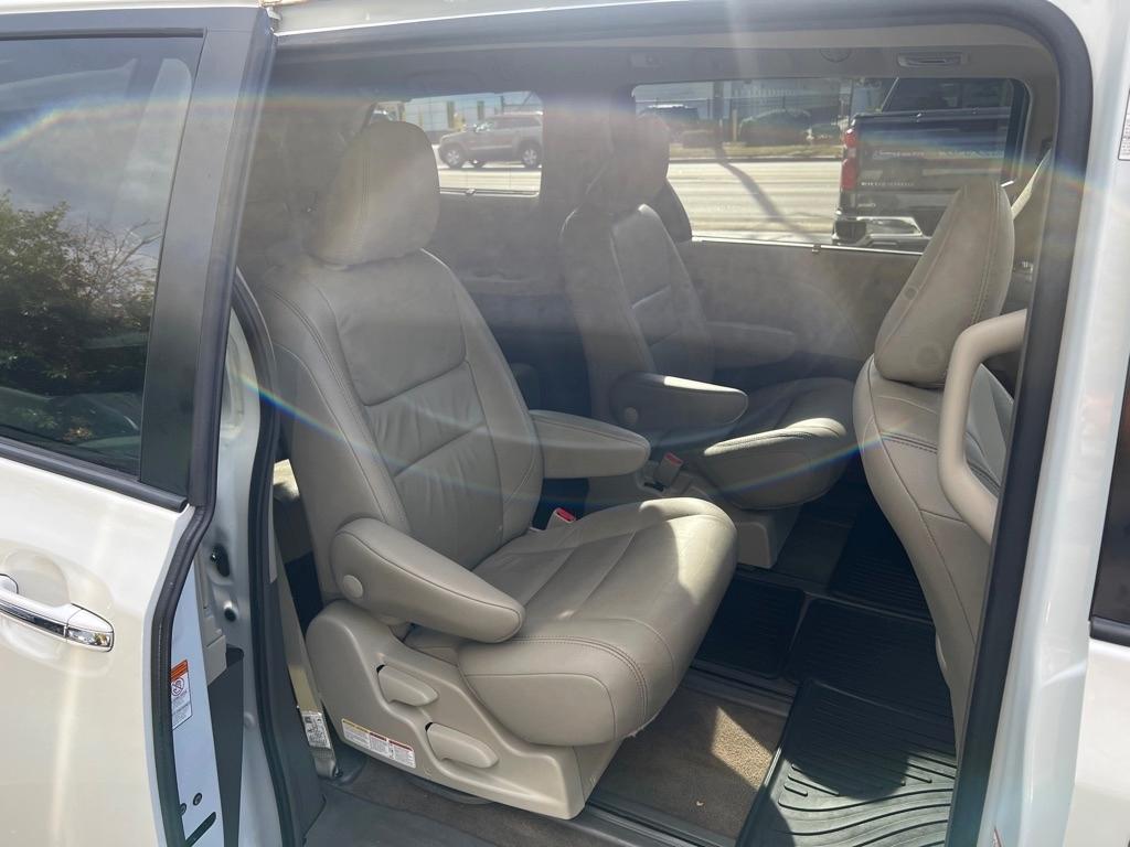 Toyota Sienna  2018