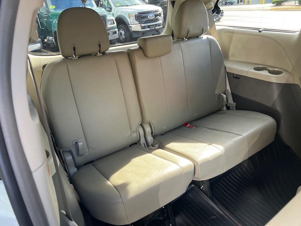 Toyota Sienna  2018