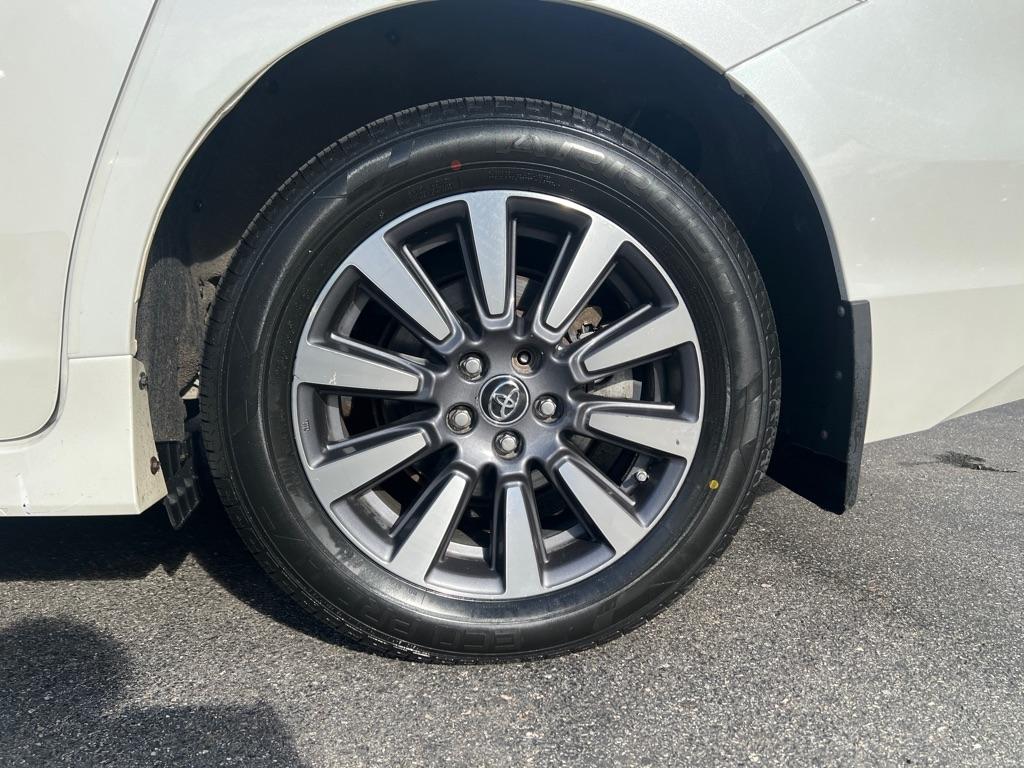 Toyota Sienna  2018