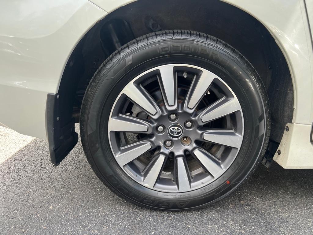 Toyota Sienna  2018