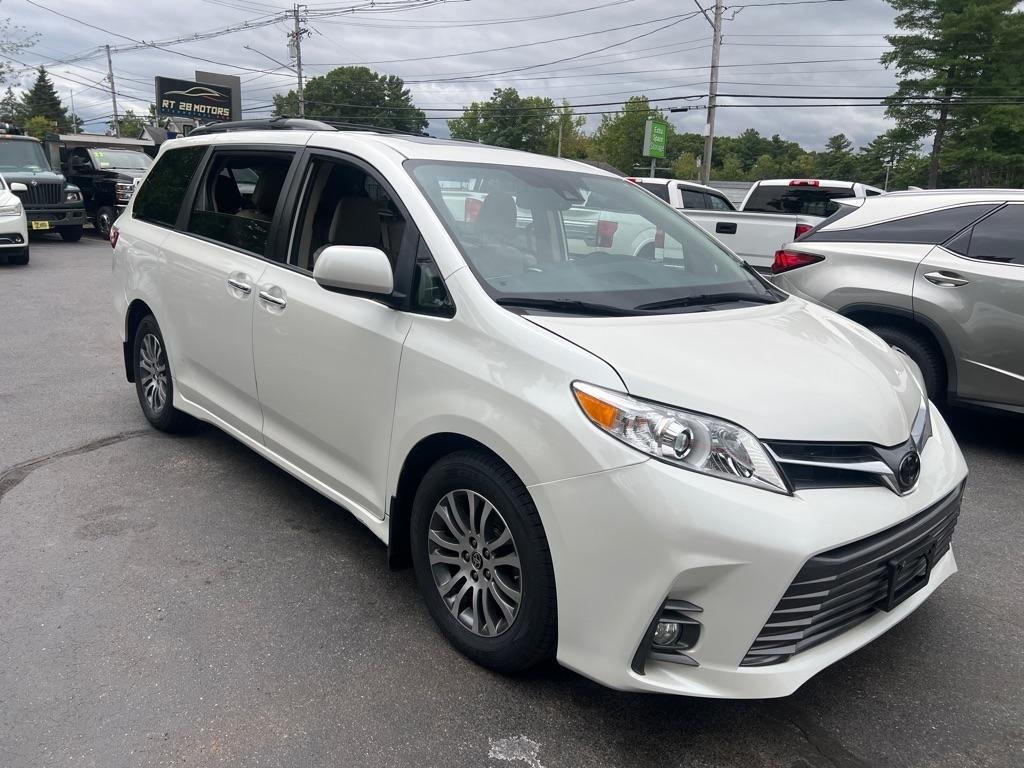 Toyota Sienna  2020
