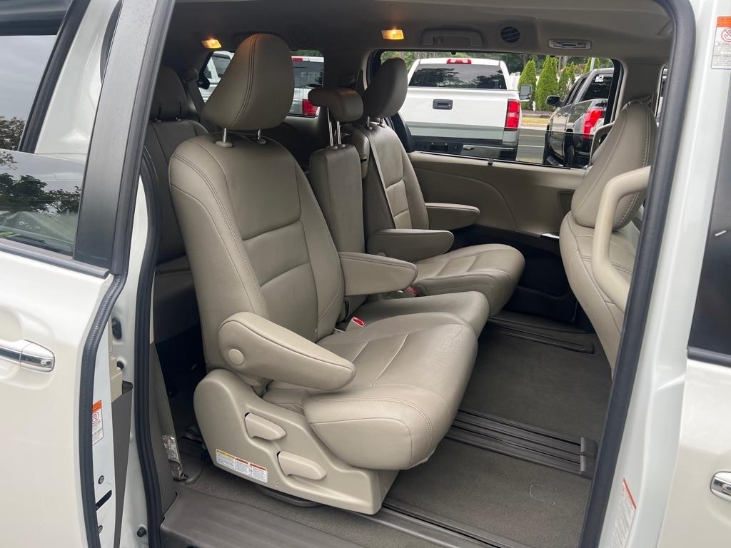 Toyota Sienna  2020