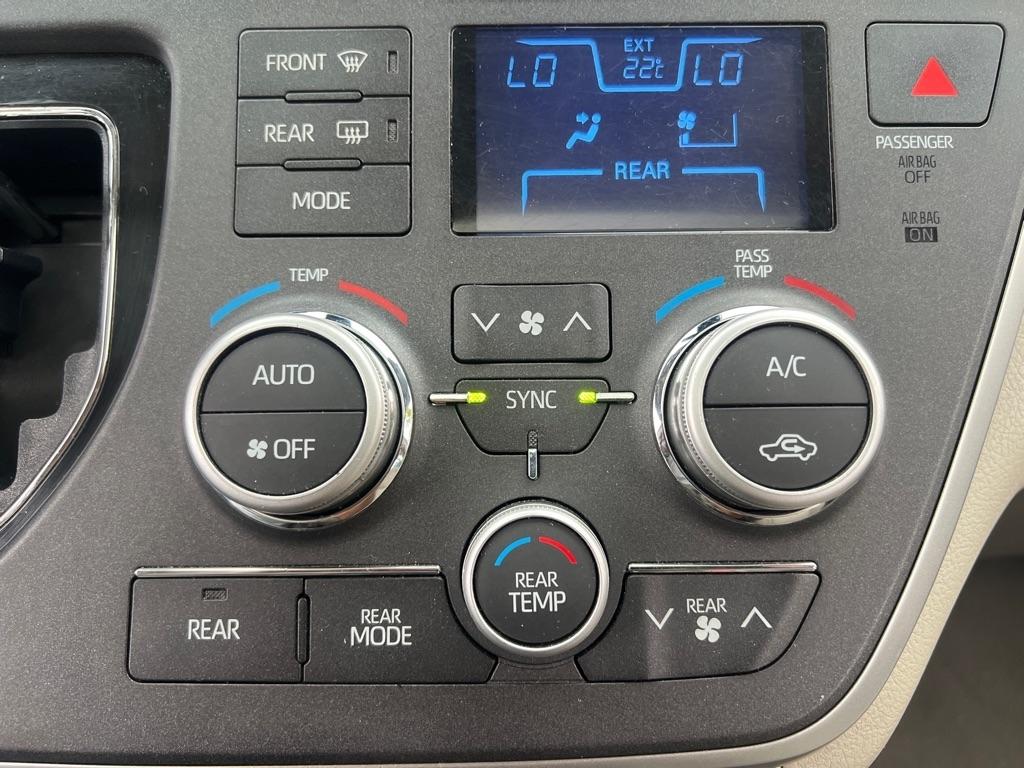 Toyota Sienna  2020