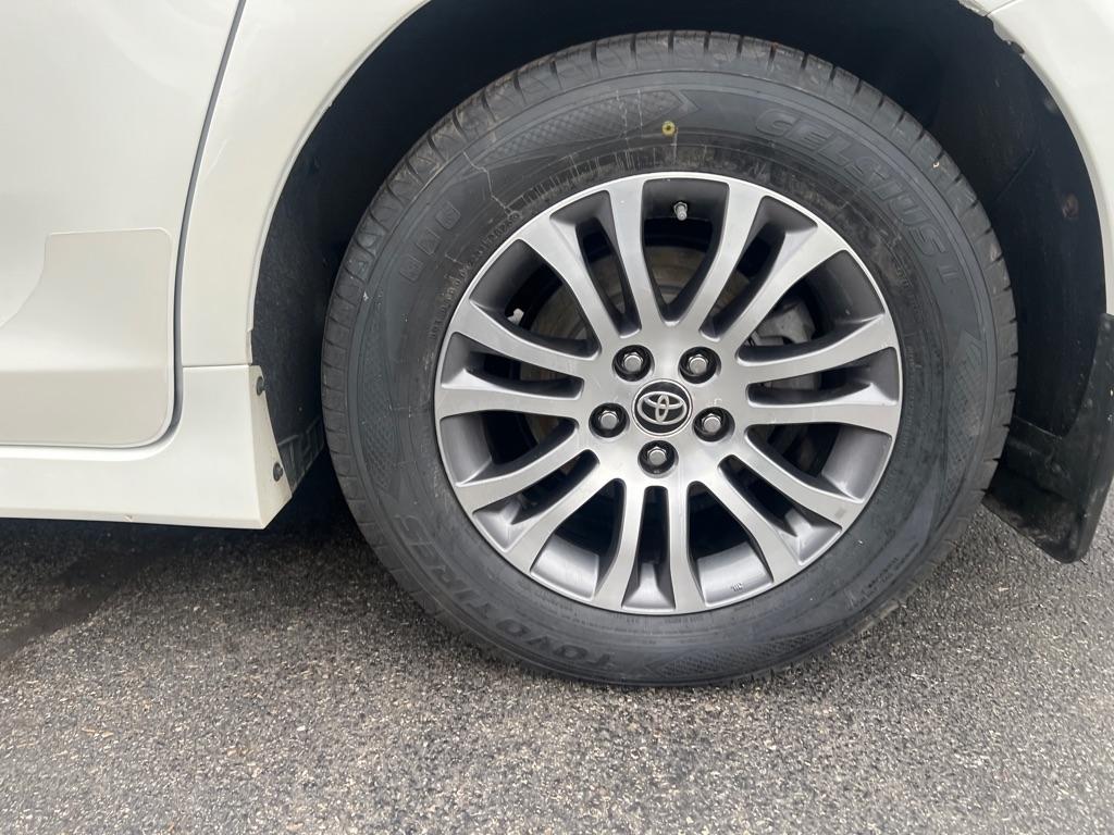 Toyota Sienna  2020