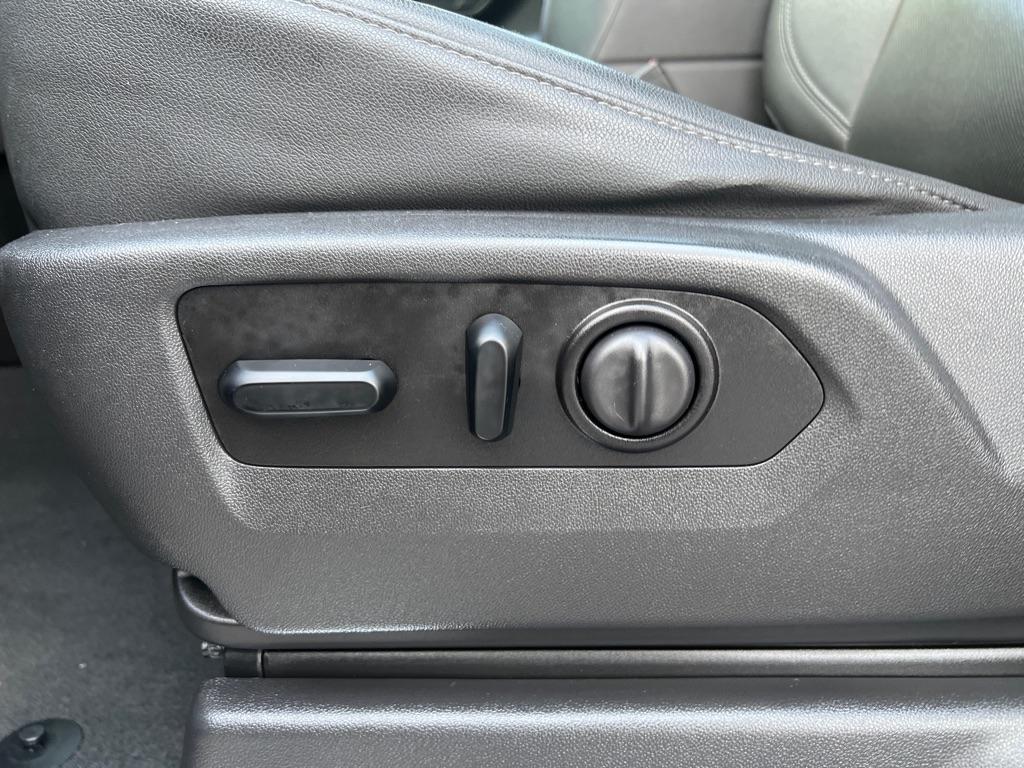 Chevrolet Silverado 1500  2021
