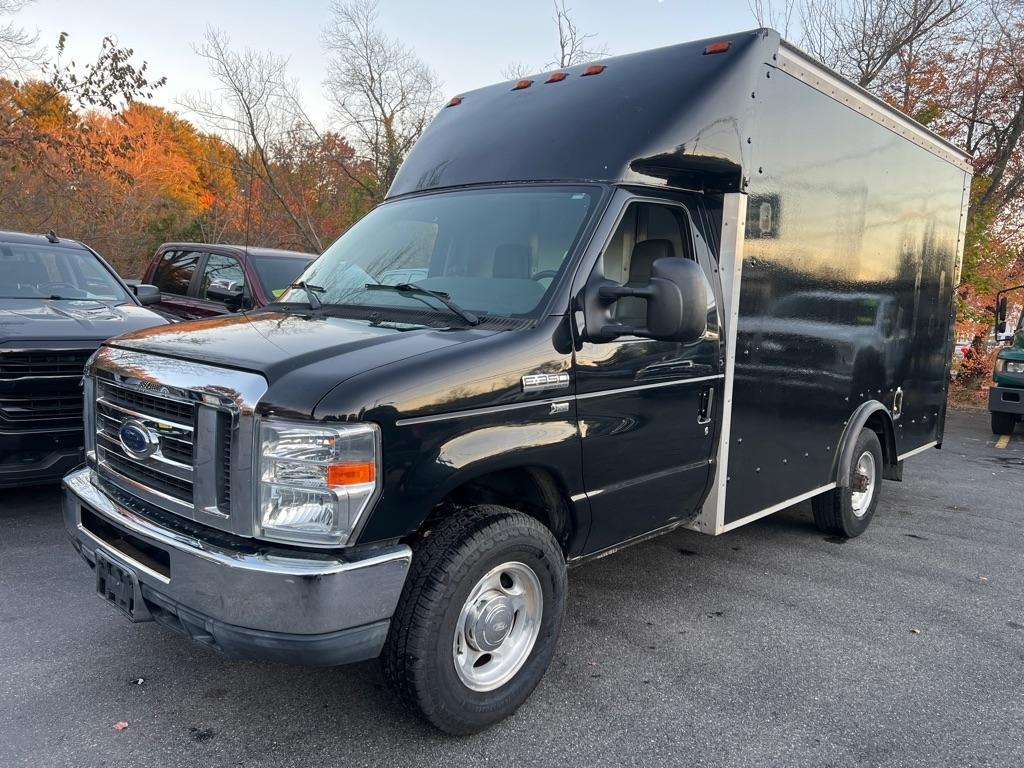 2014 Ford Econoline Commercial Cutaway E350 SUPER DUTY CUTAWAY VAN