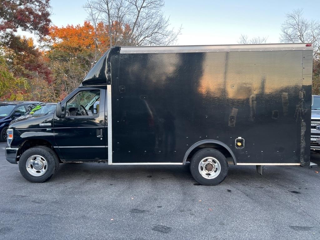 Ford Econoline Commercial Cutaway  2014
