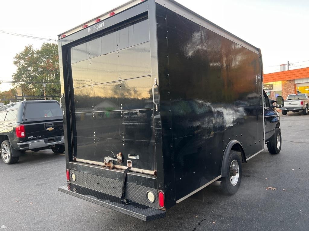 Ford Econoline Commercial Cutaway  2014