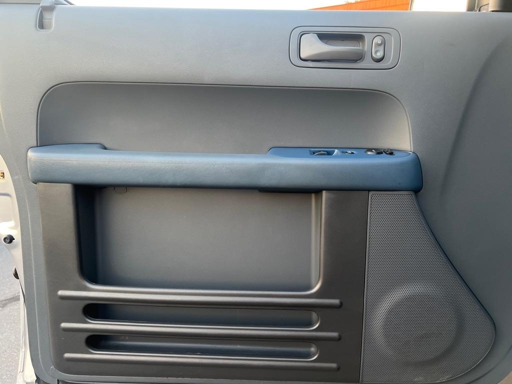 Honda Element  2004