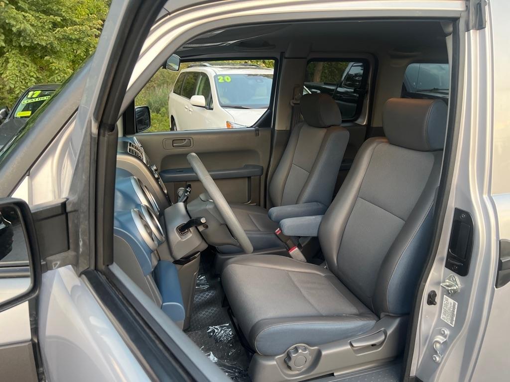 Honda Element  2004