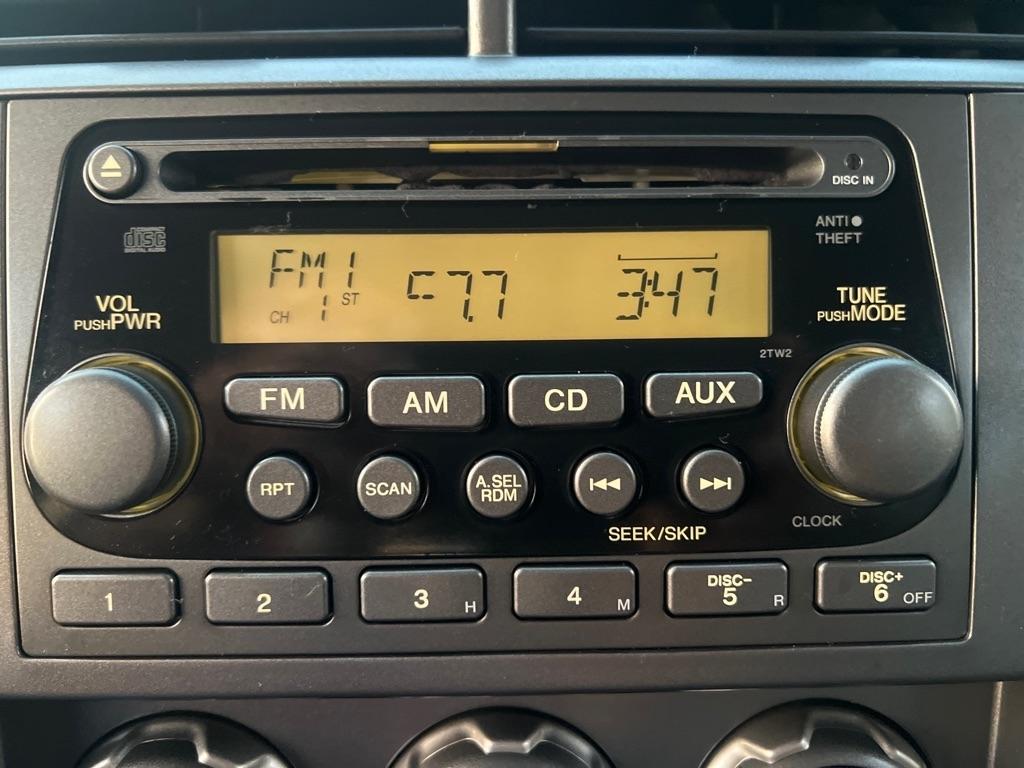 Honda Element  2004