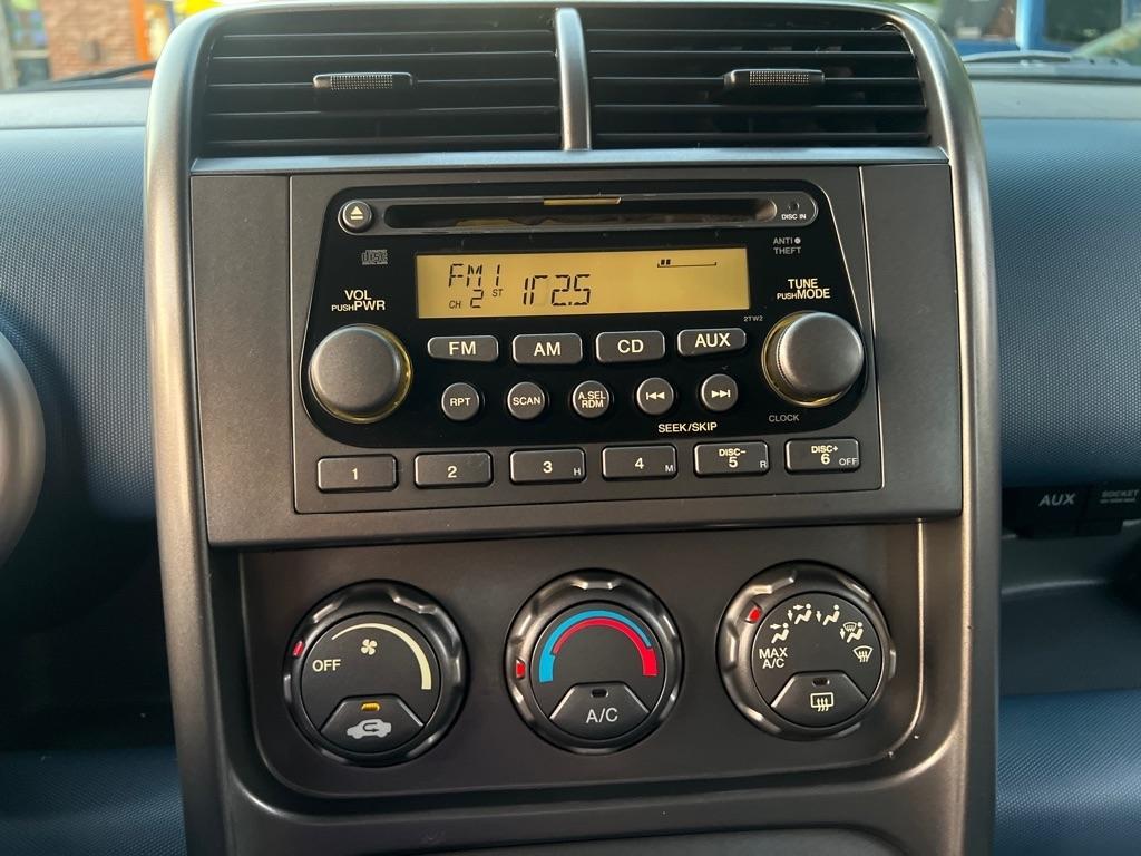 Honda Element  2004