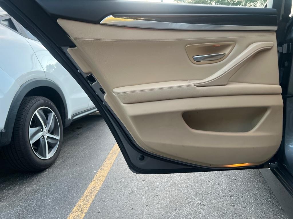 BMW 5 Series  2011