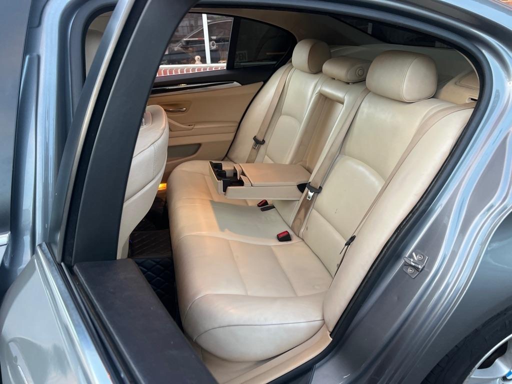 BMW 5 Series  2011