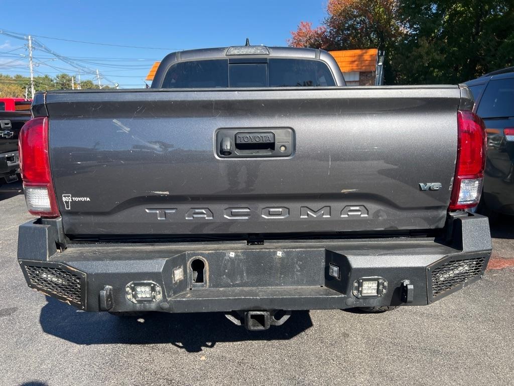 Toyota Tacoma  2017