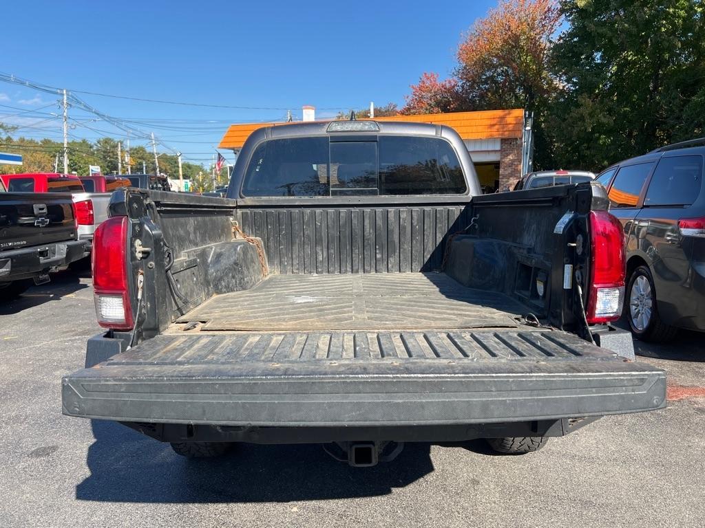 Toyota Tacoma  2017