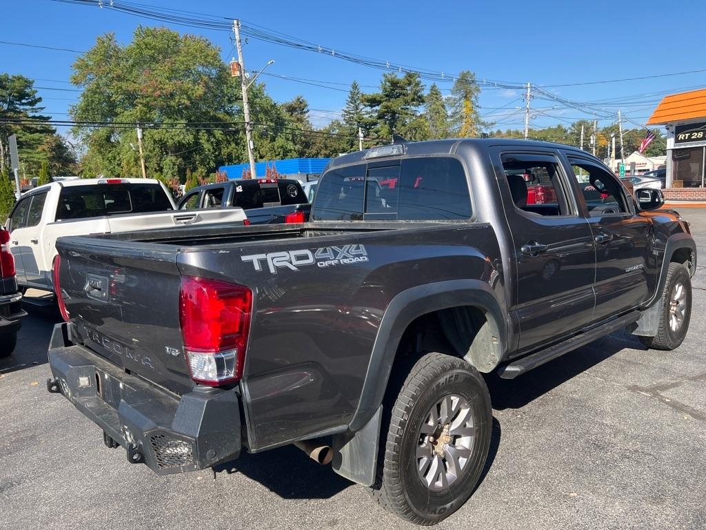 Toyota Tacoma  2017