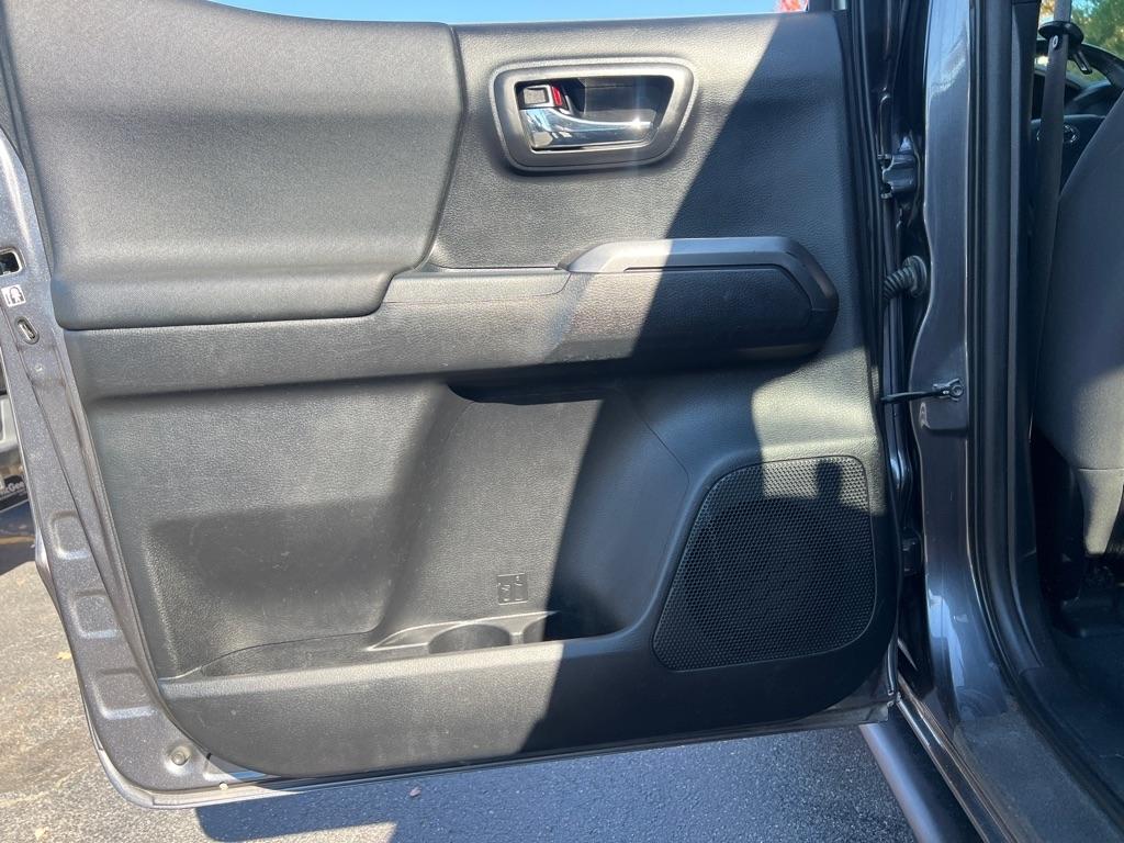 Toyota Tacoma  2017