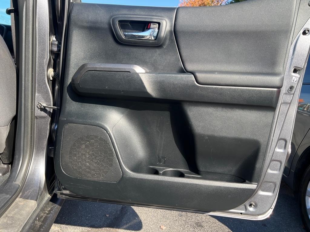 Toyota Tacoma  2017