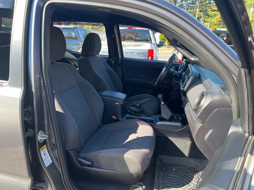 Toyota Tacoma  2017