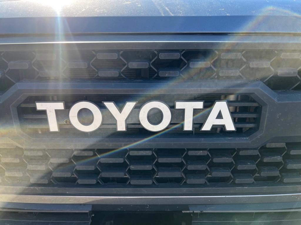 Toyota Tacoma  2017