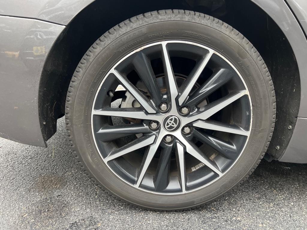 Toyota Camry  2021