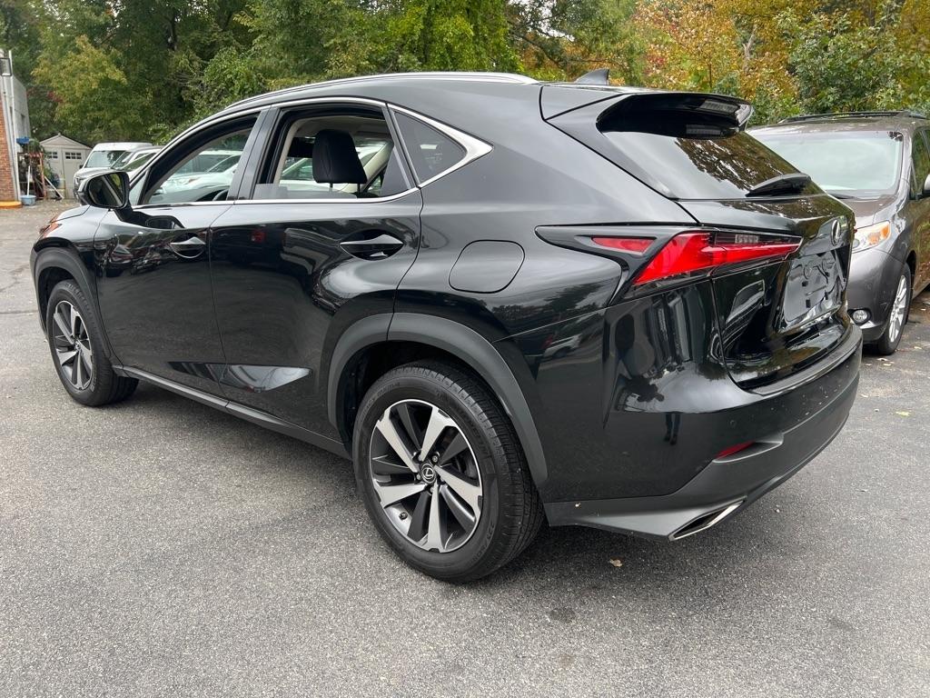 Lexus NX  2019