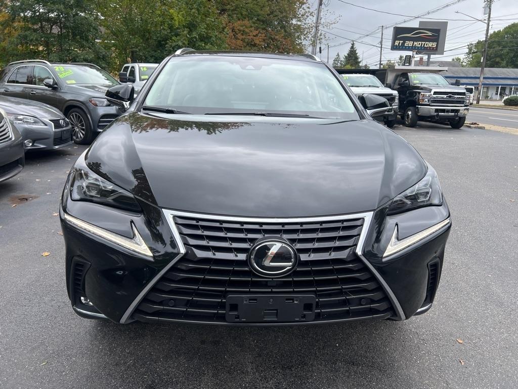 Lexus NX  2019