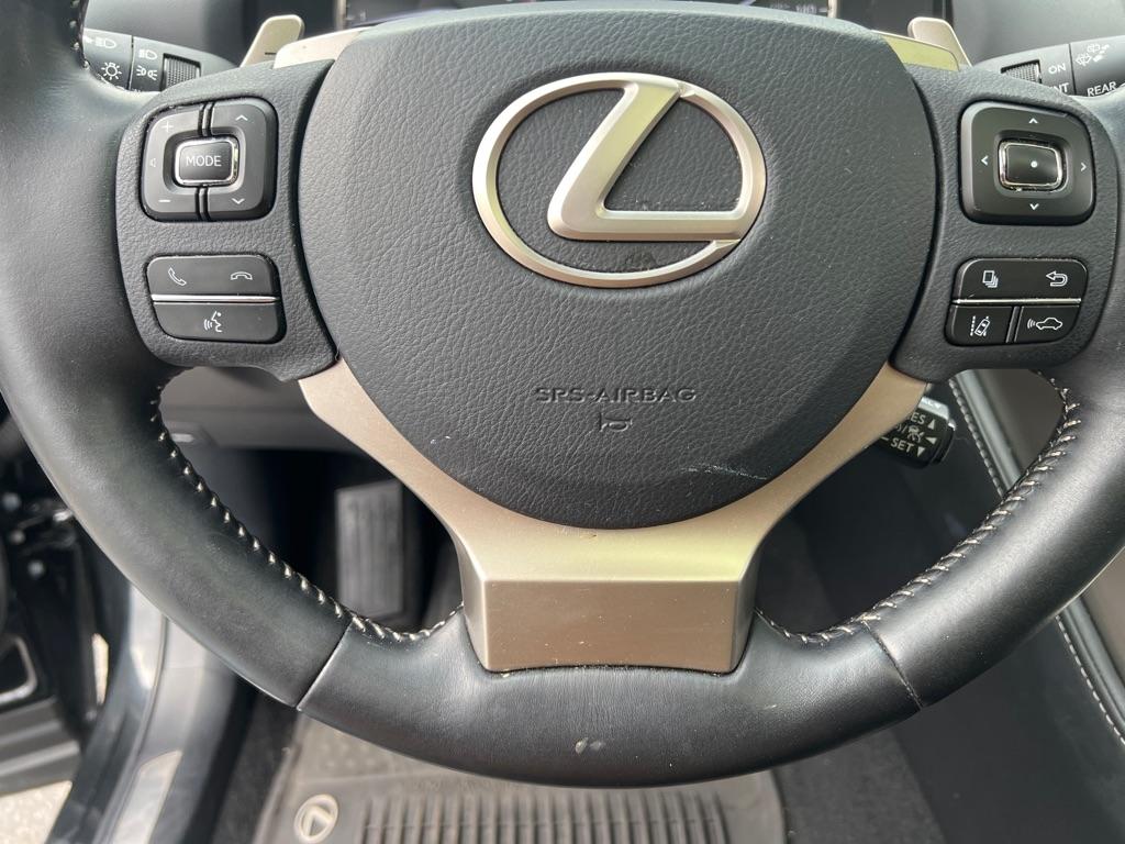 Lexus NX  2019