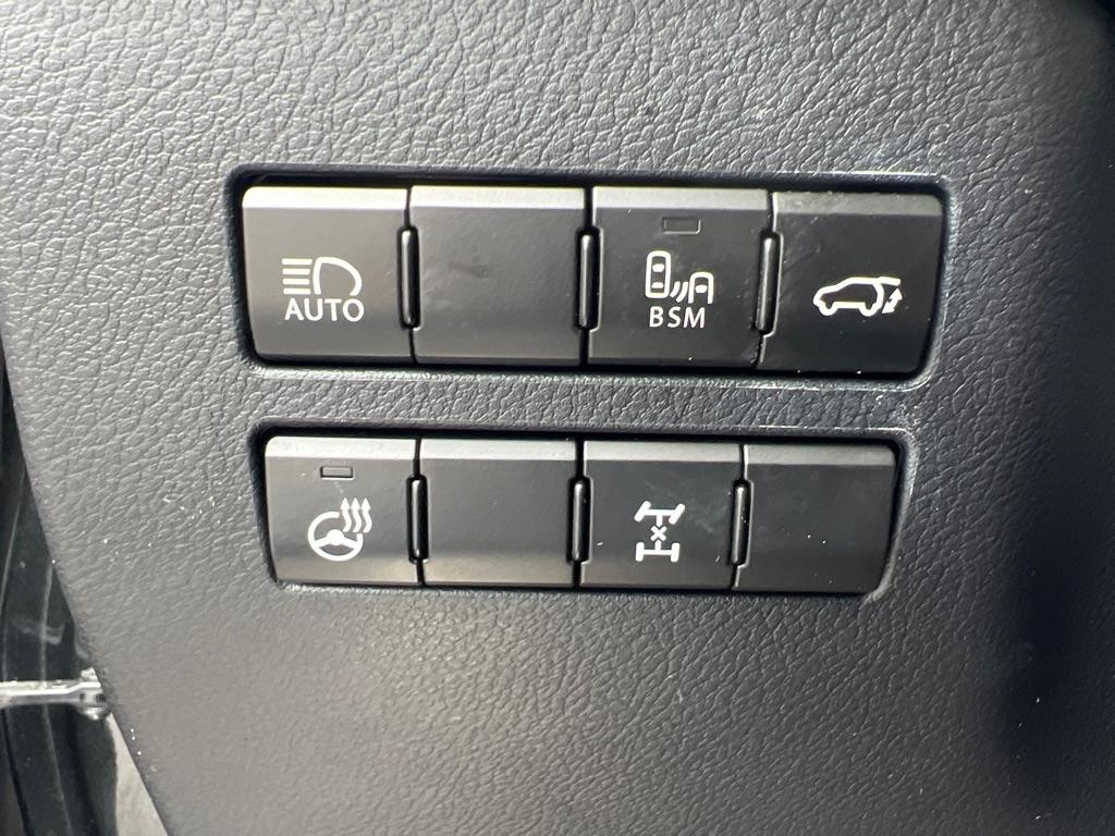 Lexus NX  2019