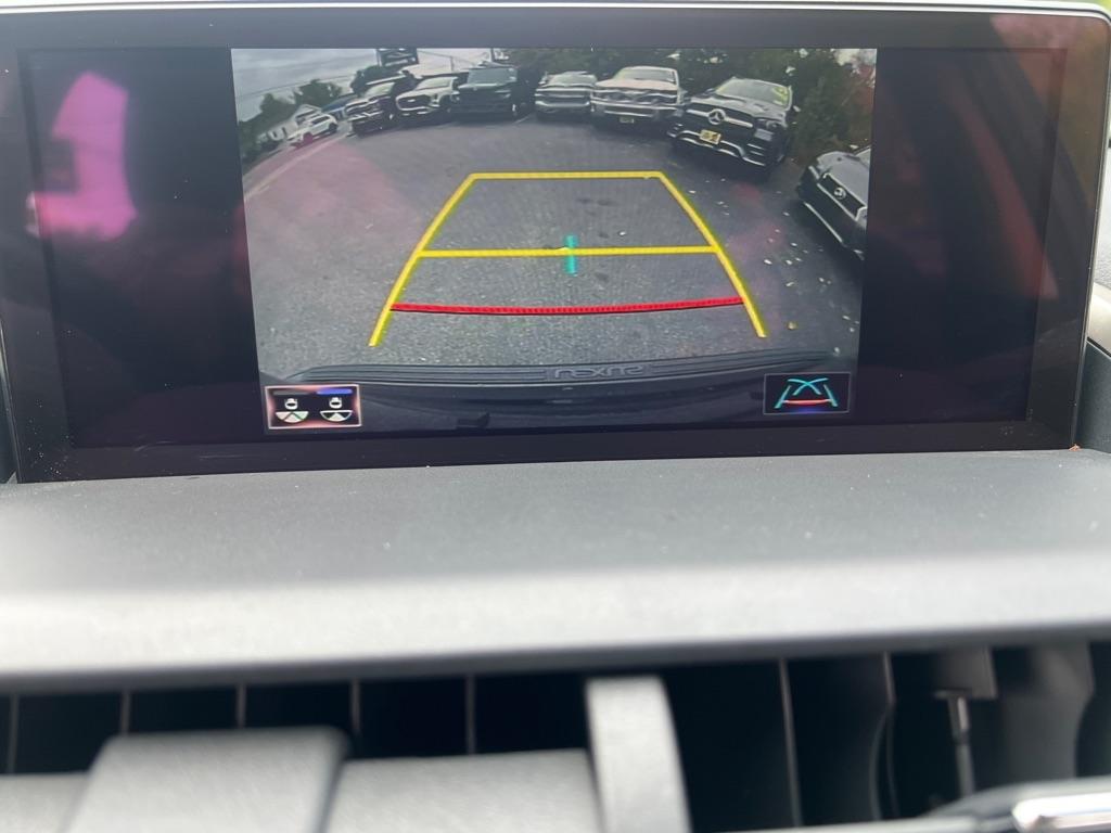 Lexus NX  2019
