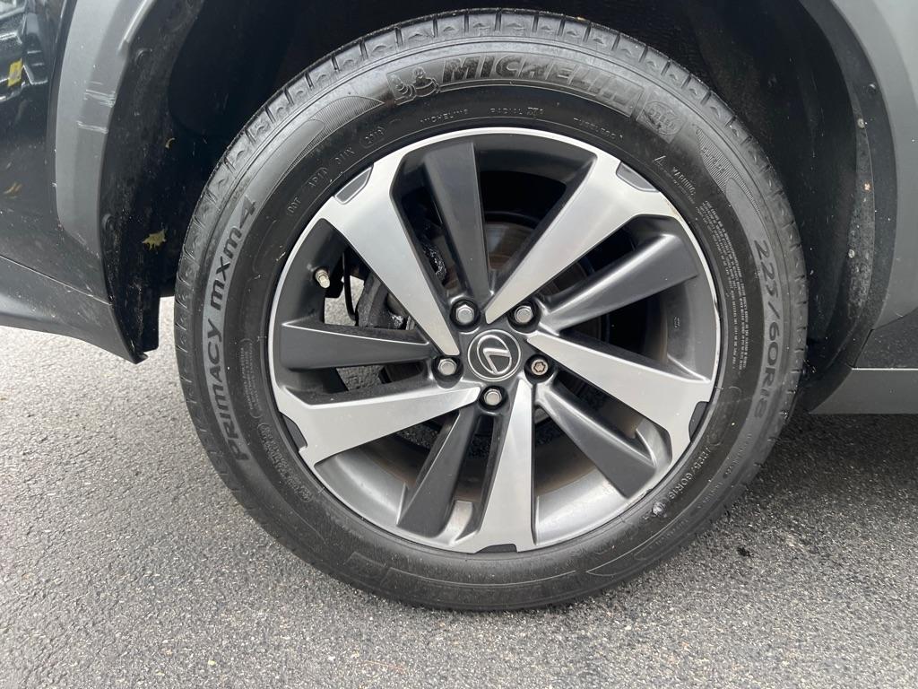 Lexus NX  2019