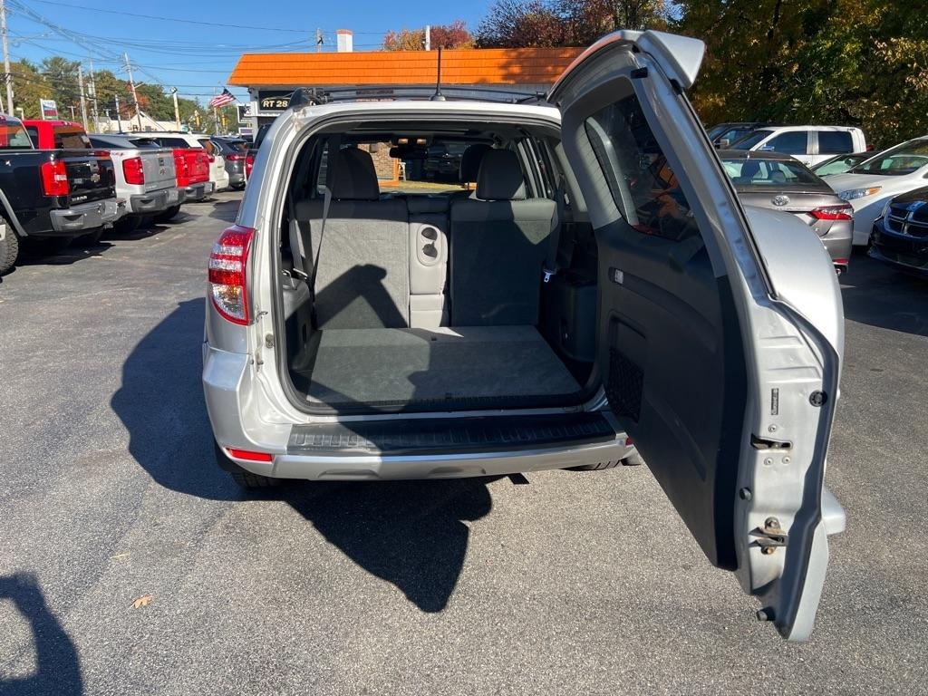 Toyota RAV4  2012