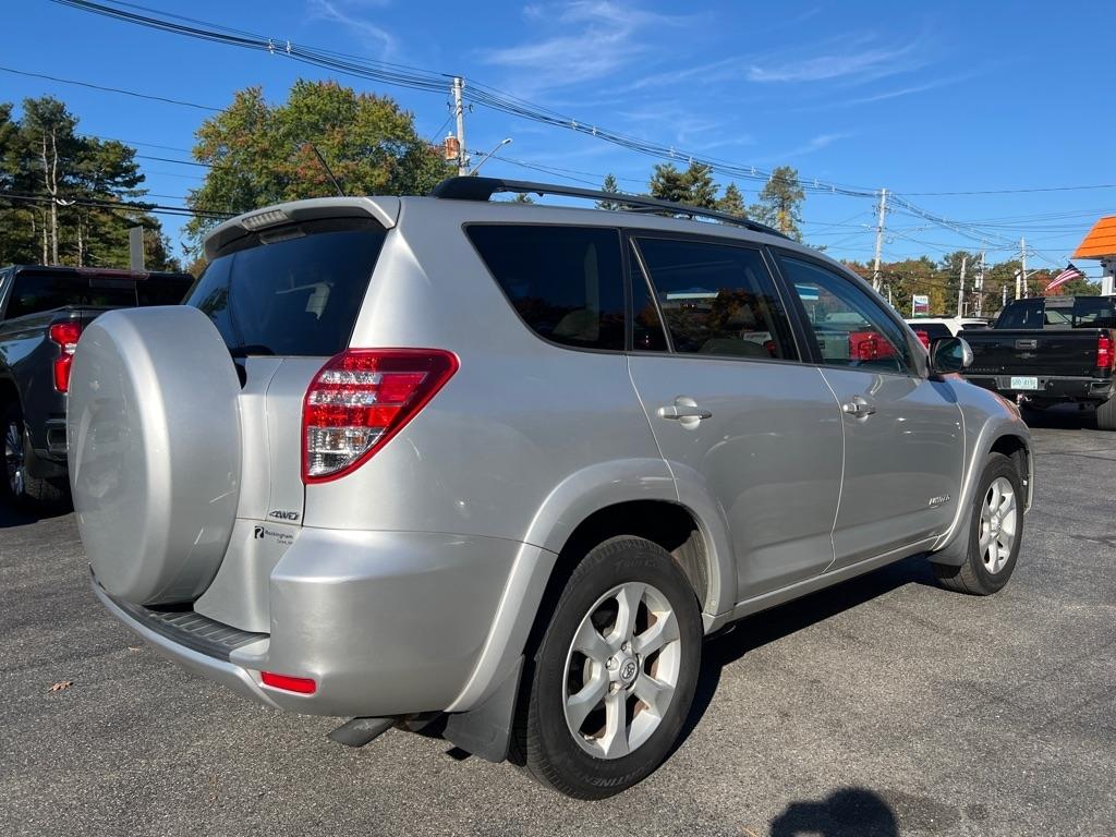 Toyota RAV4  2012