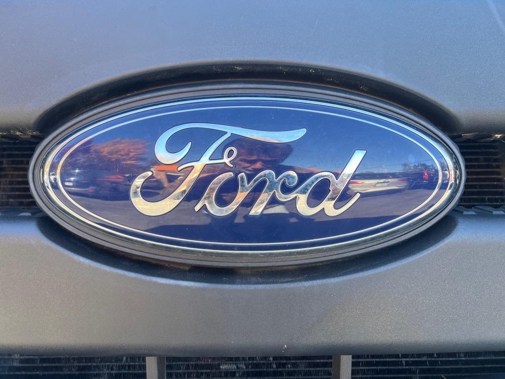 Ford Super Duty F-350 DRW  2015
