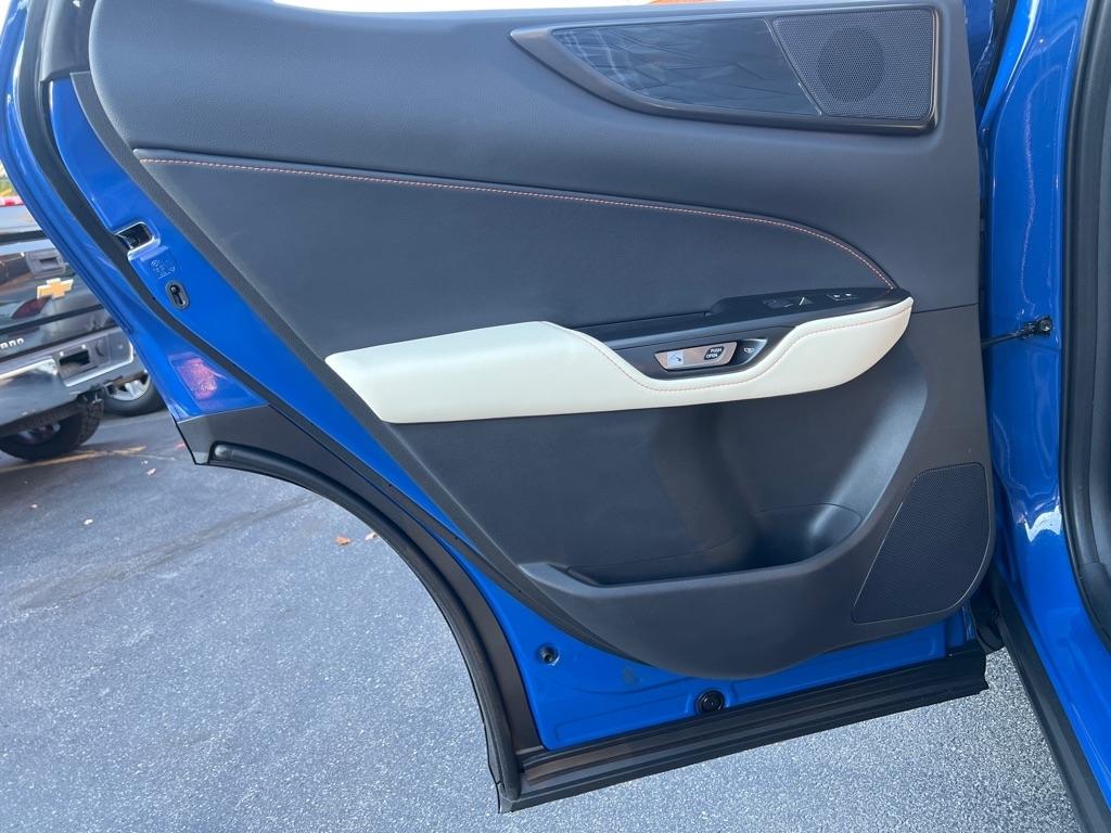 Lexus NX  2023