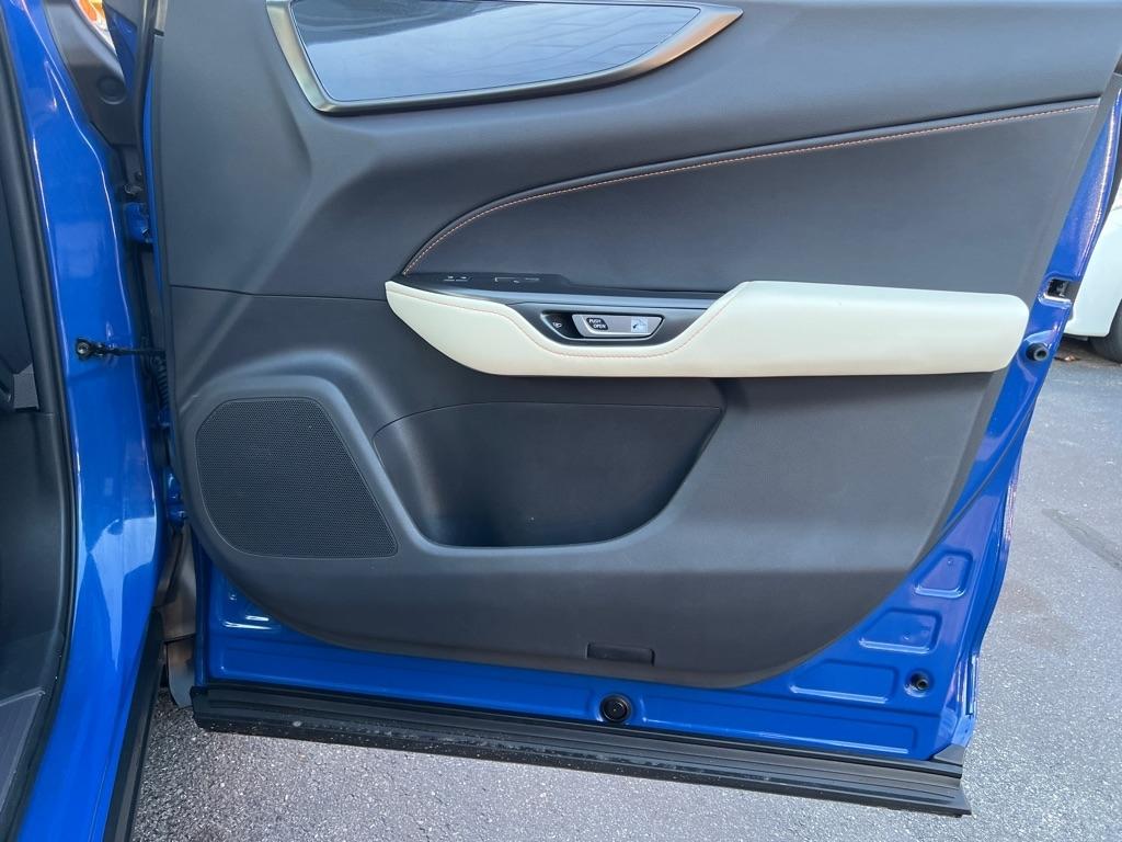 Lexus NX  2023