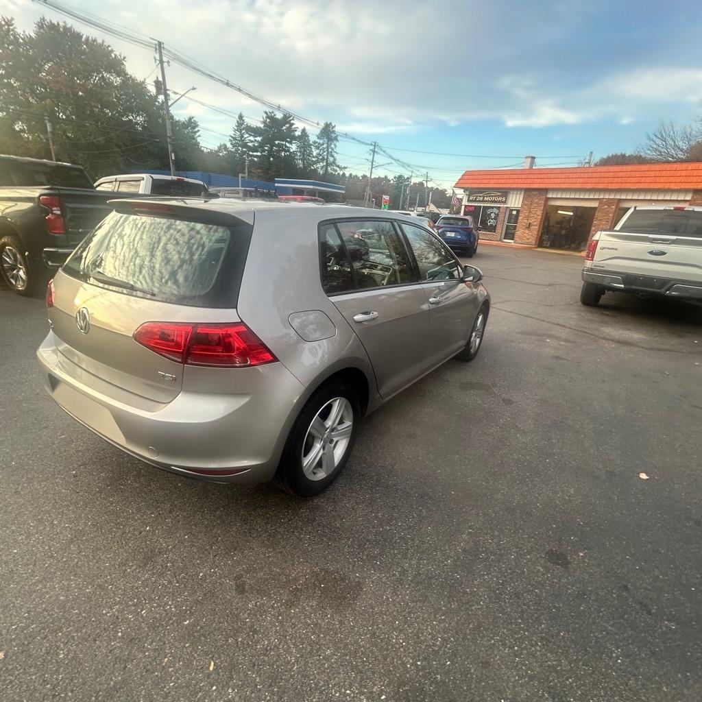 Volkswagen Golf  2017