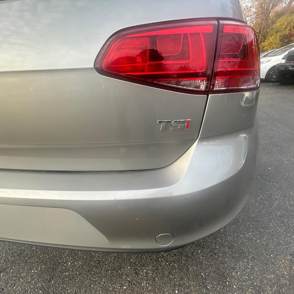 Volkswagen Golf  2017