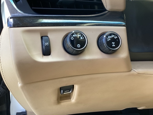 Cadillac Escalade  2018