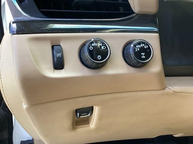 Cadillac Escalade  2018