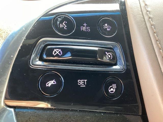 Cadillac Escalade  2018