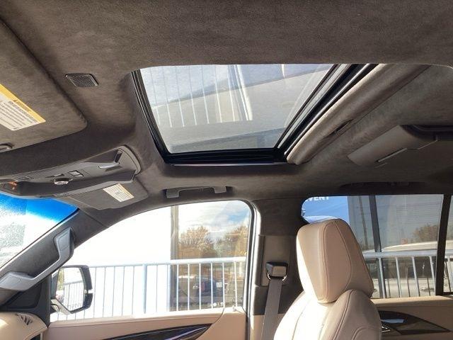 Cadillac Escalade  2018