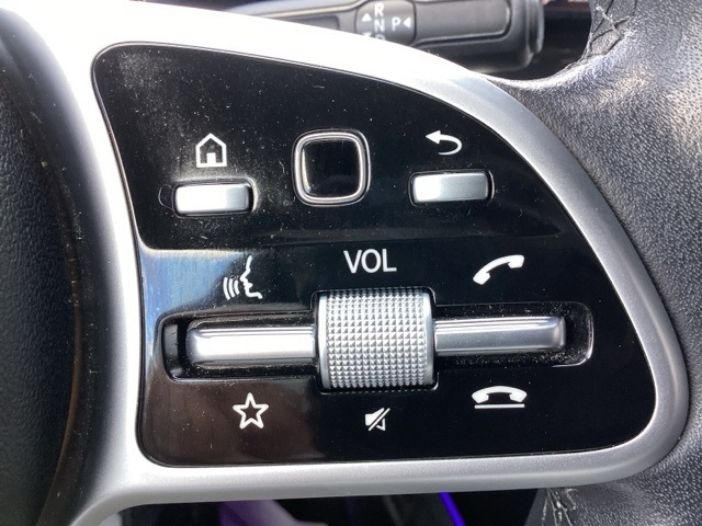 Mercedes-Benz GLB-Class  2021