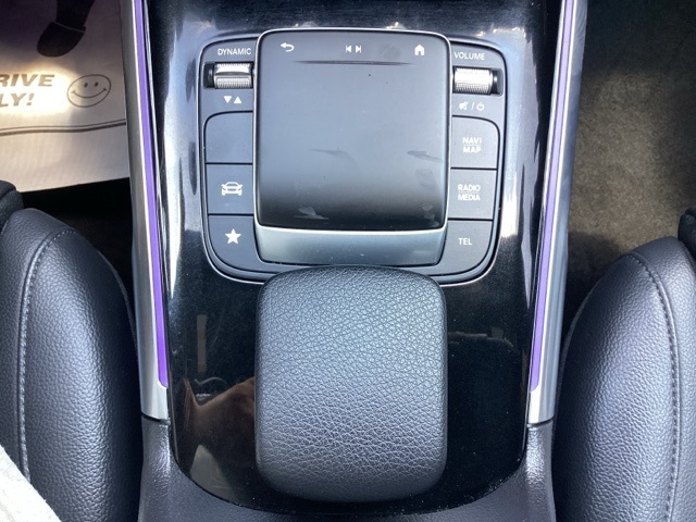 Mercedes-Benz GLB-Class  2021