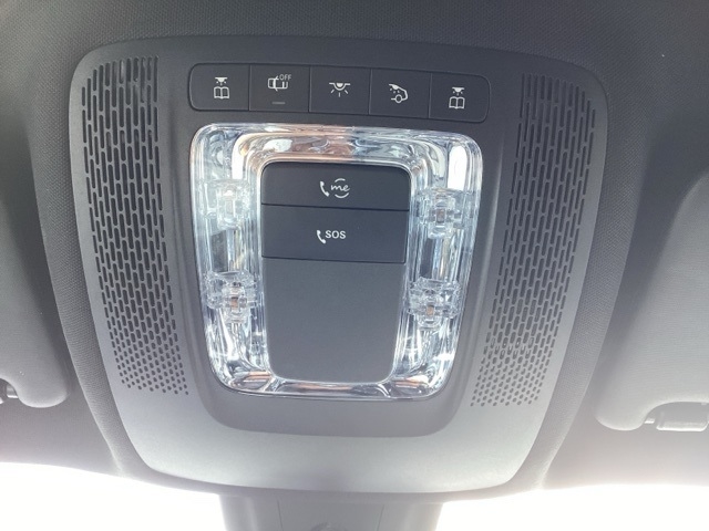 Mercedes-Benz GLB-Class  2021