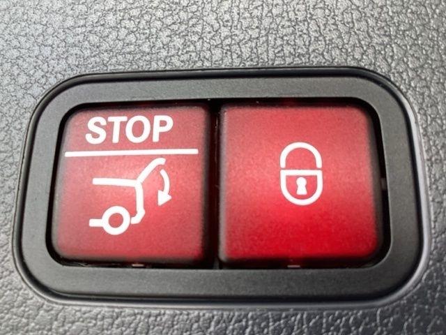 Mercedes-Benz GLB-Class  2021