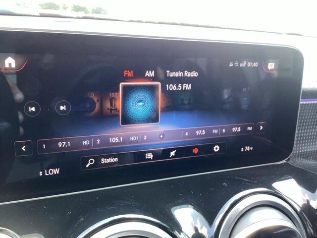 Mercedes-Benz GLB-Class  2021