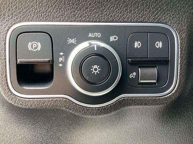 2021 Mercedes-Benz GLB Base - Photo 14